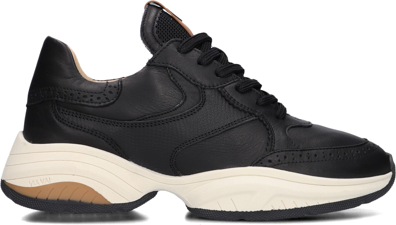 Je zoekt op: via vai lage sneakers