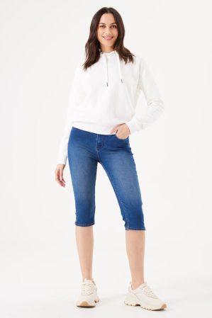 Celia 277 Slim Denim Capri – Dark Used