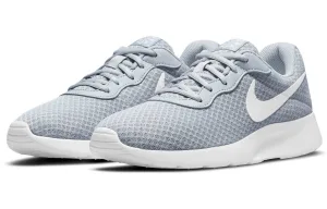 Nike Sportswear Sneakers Tanjun