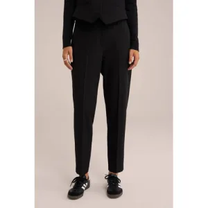 WE Fashion slim fit pantalon zwart