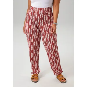 Aniston PLUS Comfortbroek met grafische bladeren bedrukt – nieuwe collectie