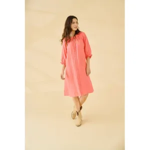 Cream zomerjurk broderie zalm