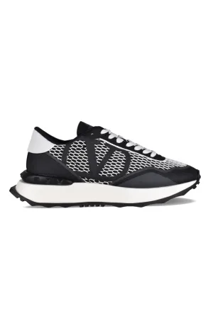 Valentino Garavani Netrunner Sneakers Zwart