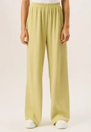 Getextureerde pull-on broek met wijde pijpen