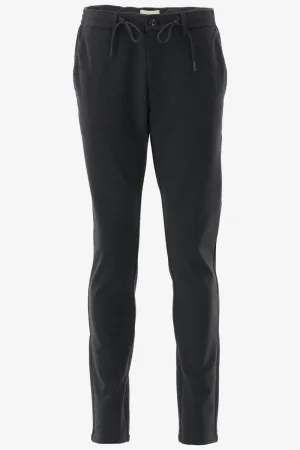 Dstrezzed chino caster