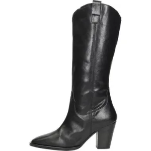 Sub55 – Lange Laarzen