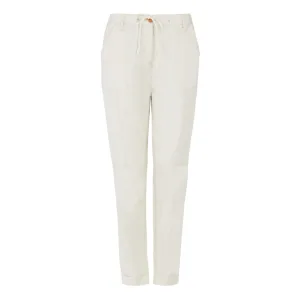 Damesbroek Protest Leaf