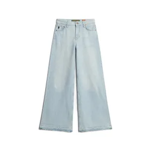 Vrouwelijke flared jeans met raw cut randen Superdry