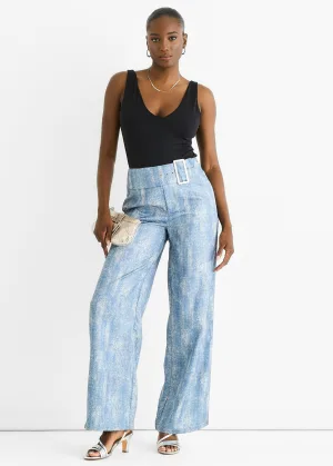 Broek met blauwe gesp