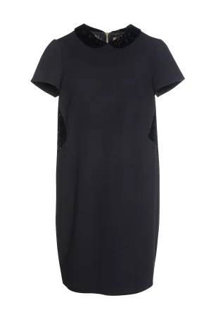 Zwarte jurk met kantdetail