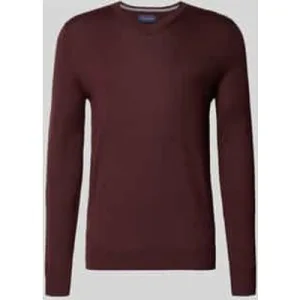 Christian Berg Men Gebreide pullover van wolmix met V-hals