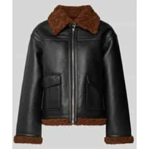 b.Young Jack in leerlook, model ‘Balino’