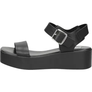 Steve Madden – Basher