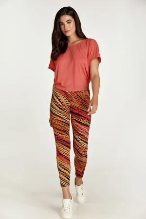 Rode legging met meerkleurige print