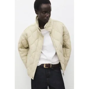 Mango gewatteerde jas quilted beige