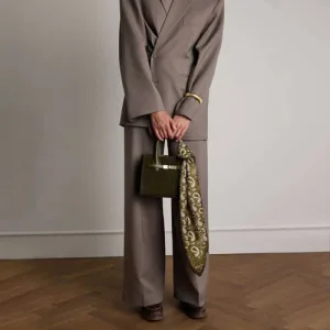 Manfield suède mini handtas olijfgroen