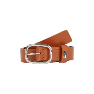 TOMMY JEANS Leren riem TJW OVAL 3.0 Ovale eenvoudig pin sluiting en logo op de sluiting