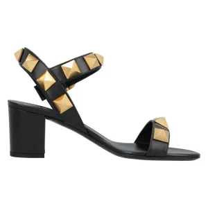 Valentino Garavani Sandalen – Roman Stud Calfskin Sandal in zwart