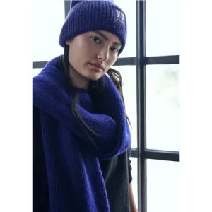 Street One Studio Dames Beanie met badge in Blauw