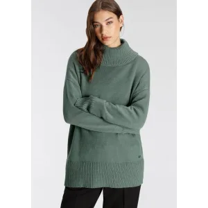 Tamaris Coltrui in nonchalante vorm met zijdelingse slitten