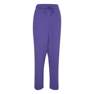 Damesbroek met taps toelopende pijpen Soaked in Luxury Shirley