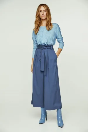 Lichtblauw gemêleerd gebreide top met zakdoekzoom