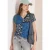 Shirt met V-hals en patchworkprint