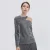 Asymmetrische glinsterende top met op off-shoulder