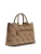GUESS Handtas ‘Guess Sacs à main Karnilla Logo Bucket Latte Logo OS992406’  bruin