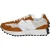 New Balance – 327