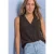 Top met V-hals en decoratieve knoopsluiting