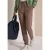 Mid Waist Slim Leg Hose in casual pasvorm