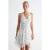 TRENDYOLMİLLA Dames Meerkleurig Bloemen Midi Mouwloos Bodycon Jurken