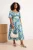 Trendyol Curve Dames Blauw Bloemen Maxi Driekwart mouw Casual A-lijn Grote maten Jurk