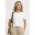 Shirt met ronde hals en geborduurd detail