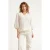 Smashed Lemon Witte blouse met subtiele multicolor details en v-hals |