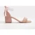 Illy Laag Block Hak Sandalen with Pearls