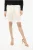 Dubbel geplooide shorts met riemlussen in wit
