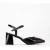 Kayla Pumps met Blokhak