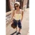 TRENDYOLMİLLA Dames Geel Geruit Mouwloos Getailleerd Blouses