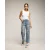 High-waist recht model jeans met geschilderde bloemen en patronen op de voor- en achterkant