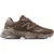 New Balance 9060 Sneakers Heren – Beige –