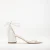 Illy Laag Block Hak Sandalen with Pearls