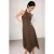 TRENDYOLMİLLA Dames Bruin Effen Midi Mouwloos Asymmetrisch Jurken