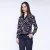 Satin Col-V Blouse en bladeren print