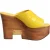 Dolce & Gabbana Gele Leren Houten Muilezels Wedge Sandalen Schoenen