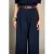 LOLALIZA wide leg pantalon met plooien – marineblauw