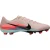 Nike Zoom Mercurial Vapor 16 voetbalschoenen voor heren, voor harde ondergrond (Roze/Blauw)