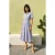 TRENDYOLMİLLA Dames Blauw Gestreept Midi Kort Casual Skater Jurken