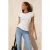TRENDYOLMİLLA Dames Ecru Effen Kort Getailleerd T-shirts